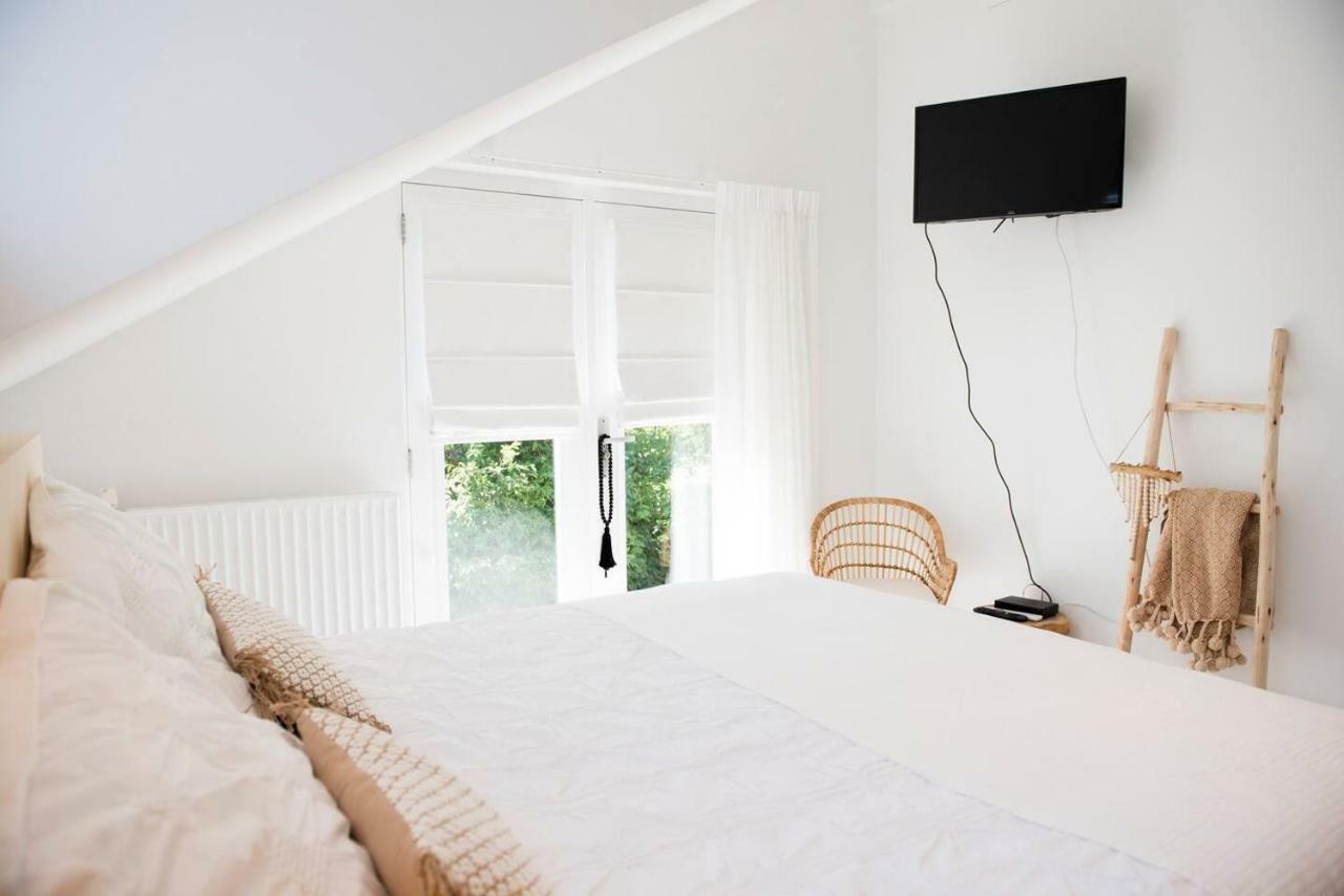 Luxury On Peaceful Location. Boat Optional Villa Vinkeveen